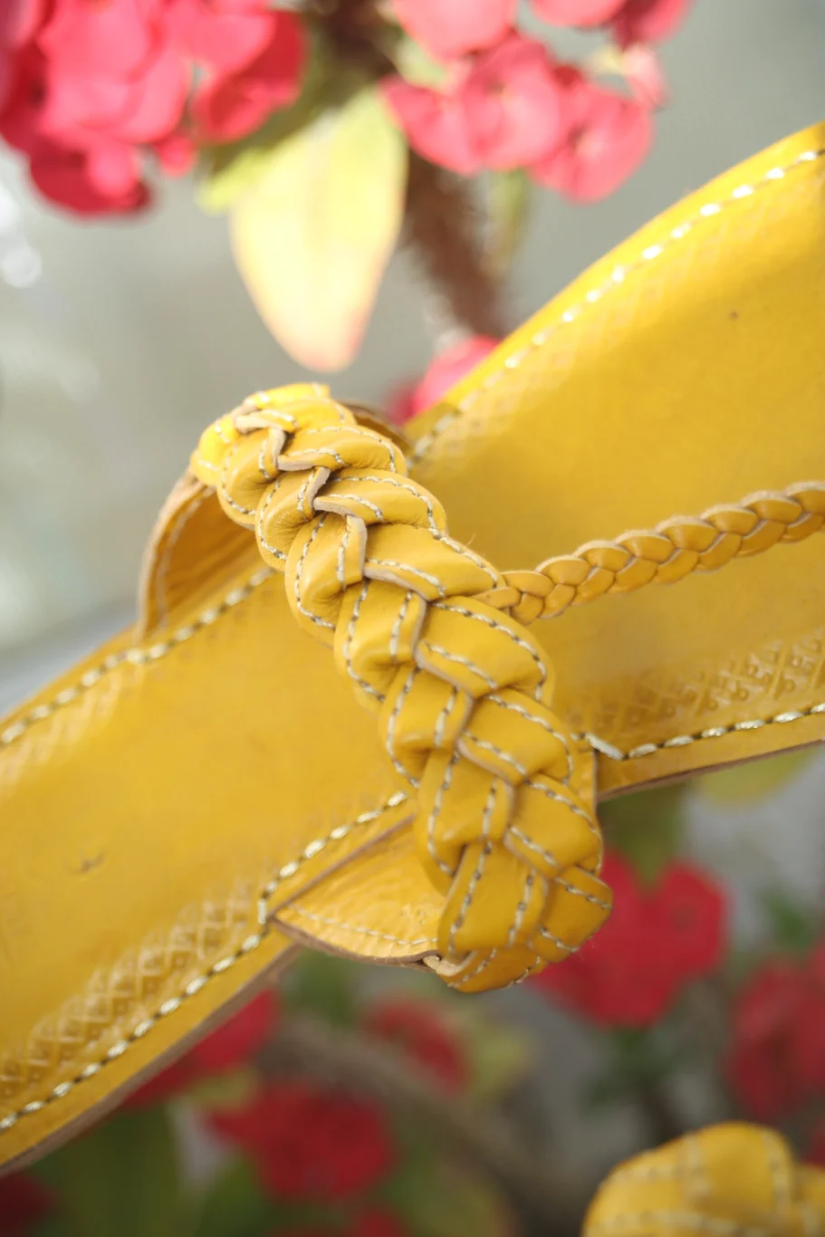 Yellow lotus kolapuri - Image 5