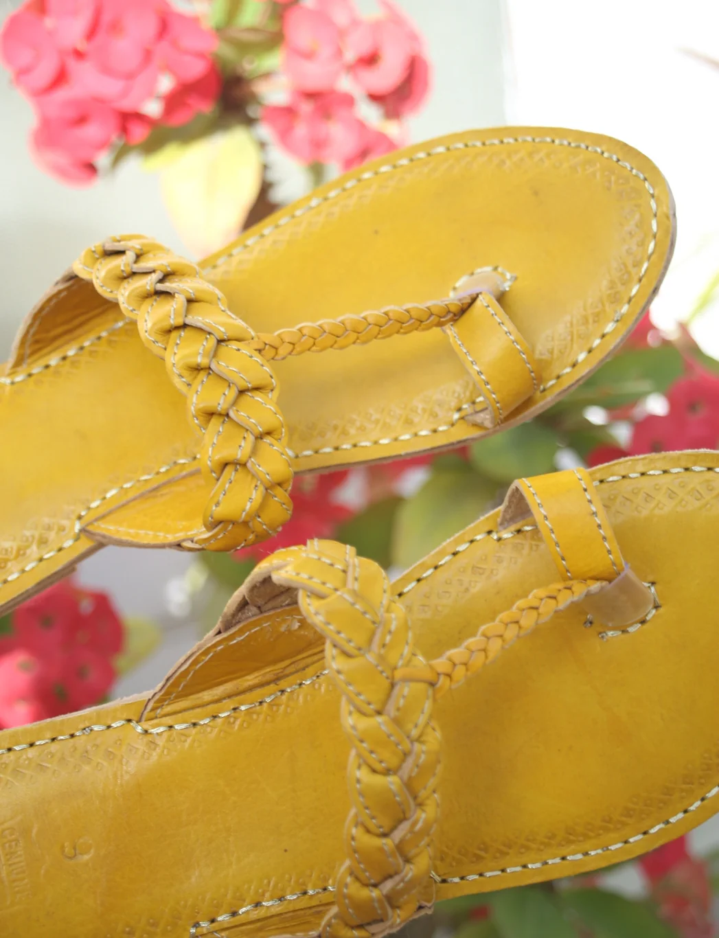 Yellow lotus kolapuri - Image 8