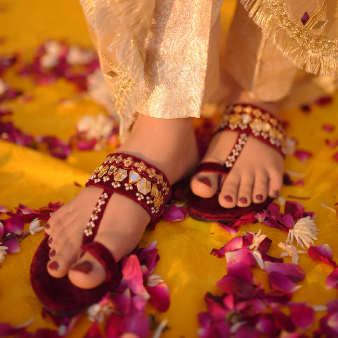 Maroon Kolapuri - Image 3