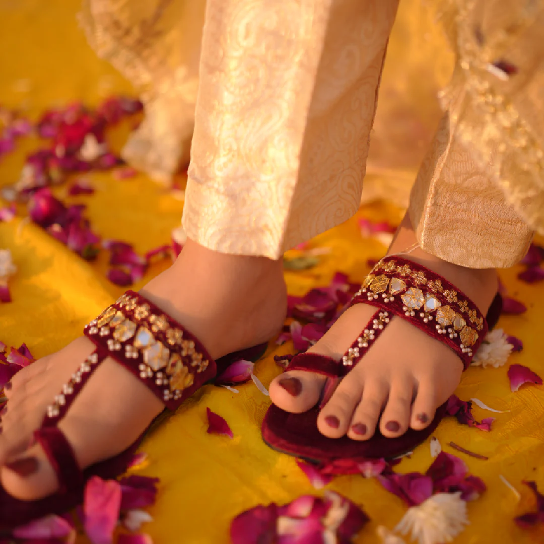 Maroon Kolapuri - Image 7