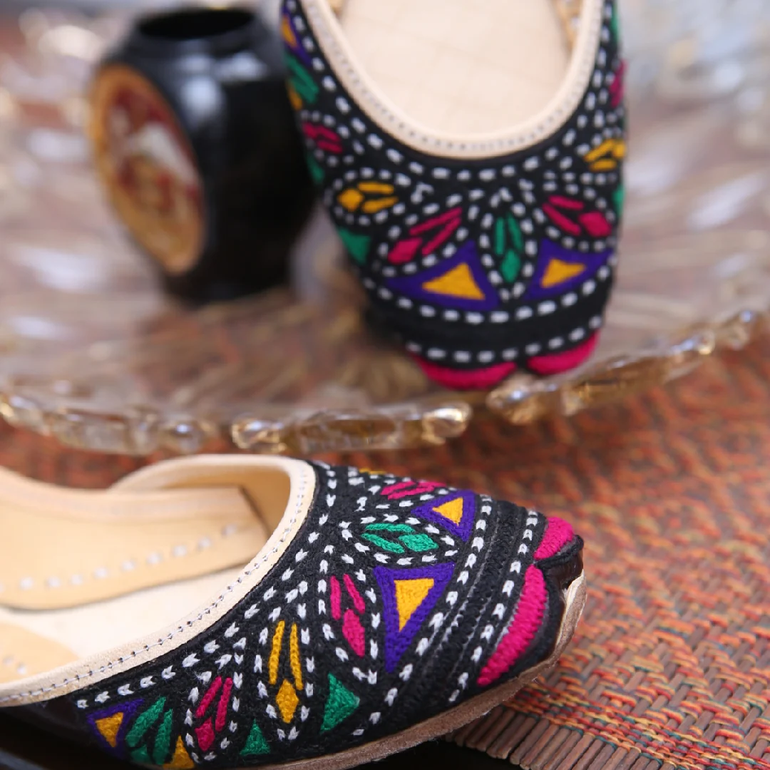 Multani - Handcrafted - Image 3