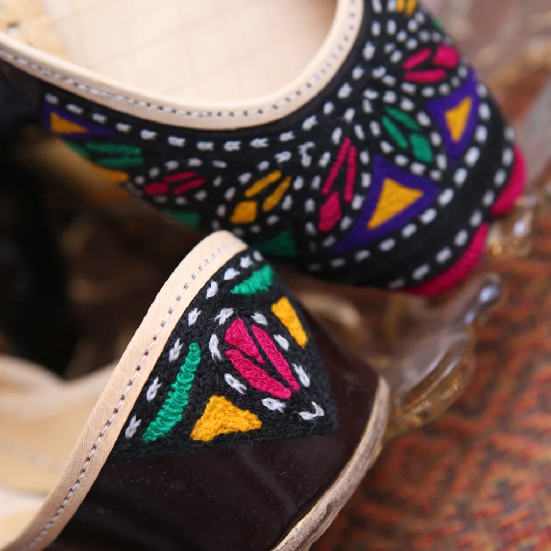 Multani - Handcrafted - Image 4