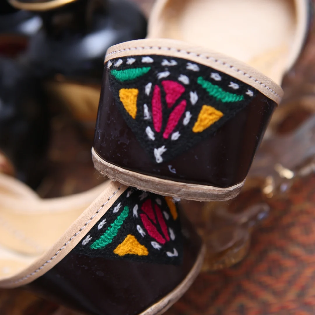 Multani - Handcrafted - Image 5