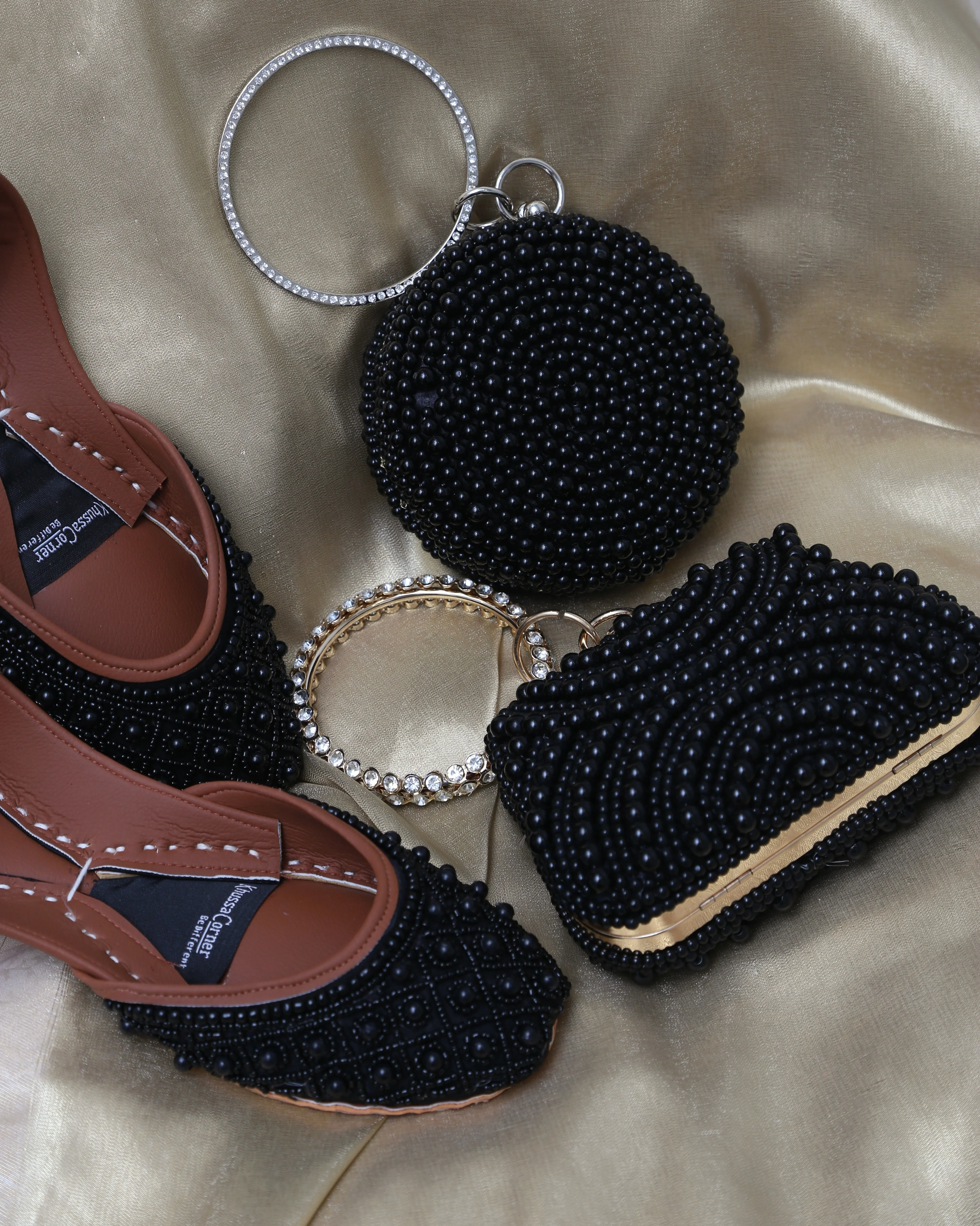 Pearl Ring Clutch (Black) - Image 6