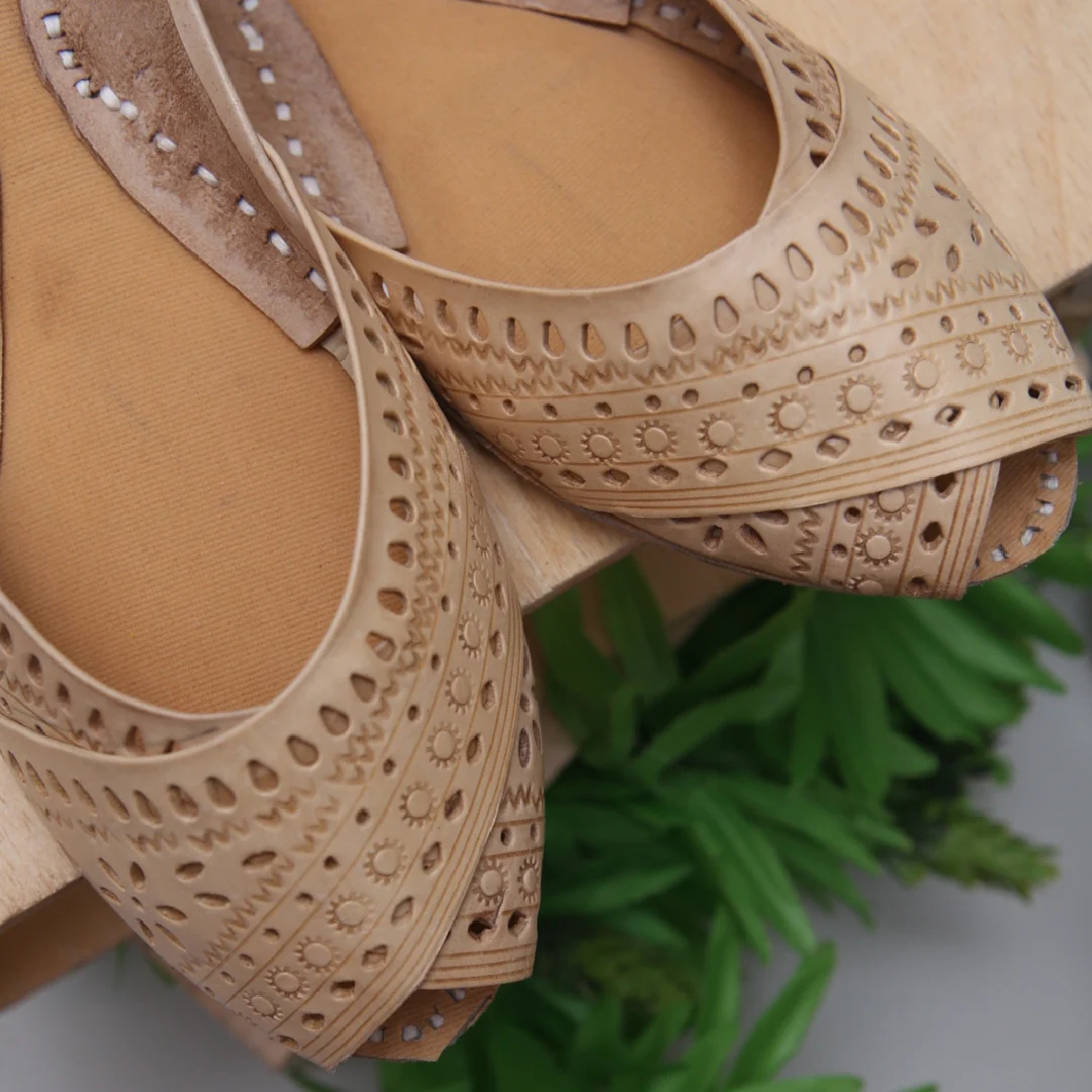 Peeptoes Skin - Image 3