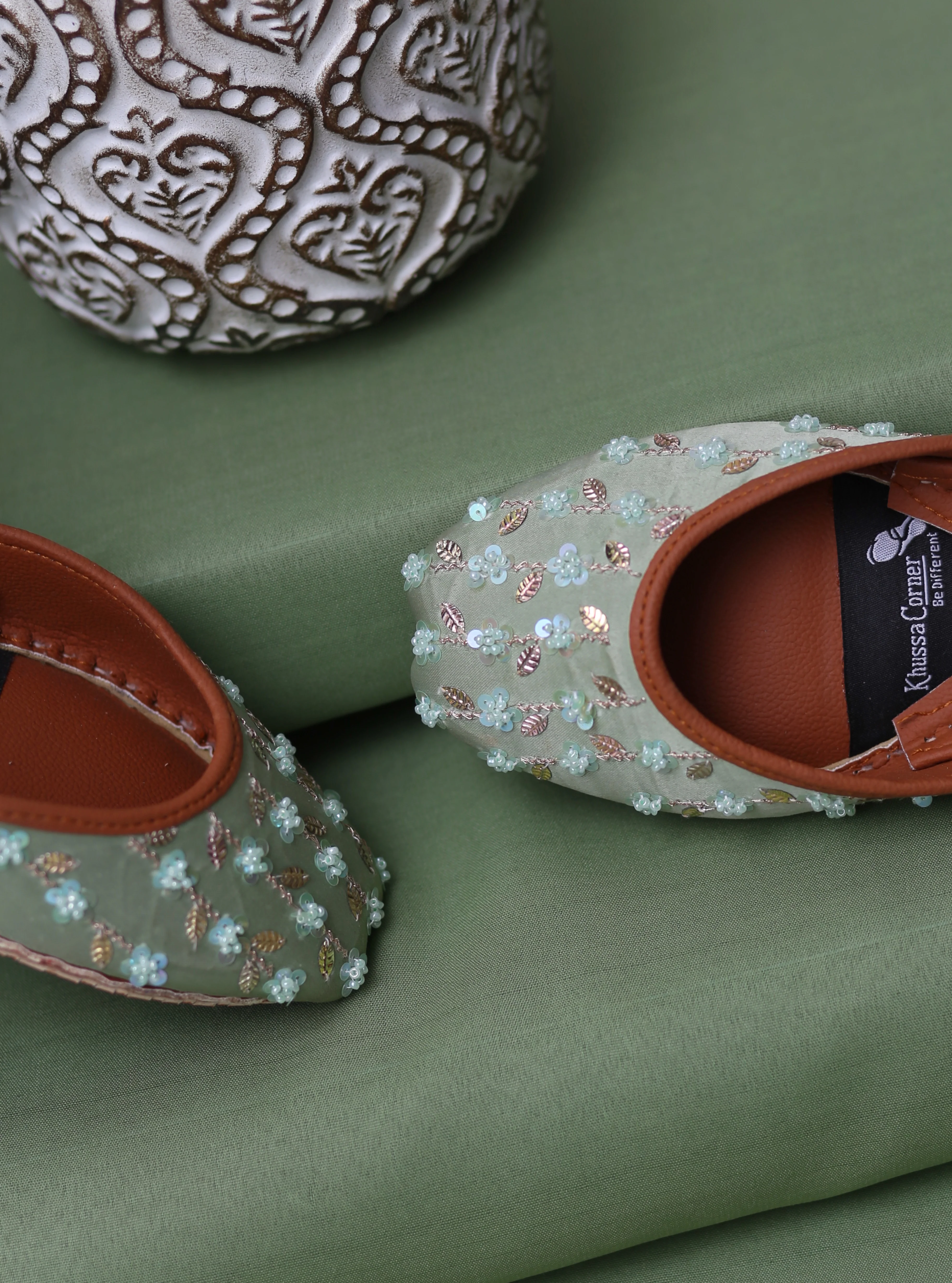 Rosy Glow (Green) - Image 3